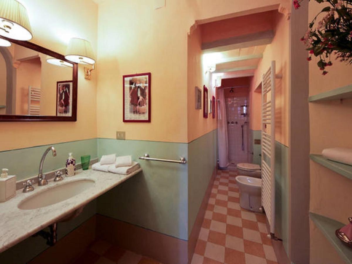 Апартаменты Casa Tornabuoni Флоренция Номер фото